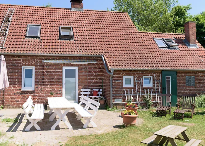 Feriengut Gaarz - Kavaliershaus 17 *